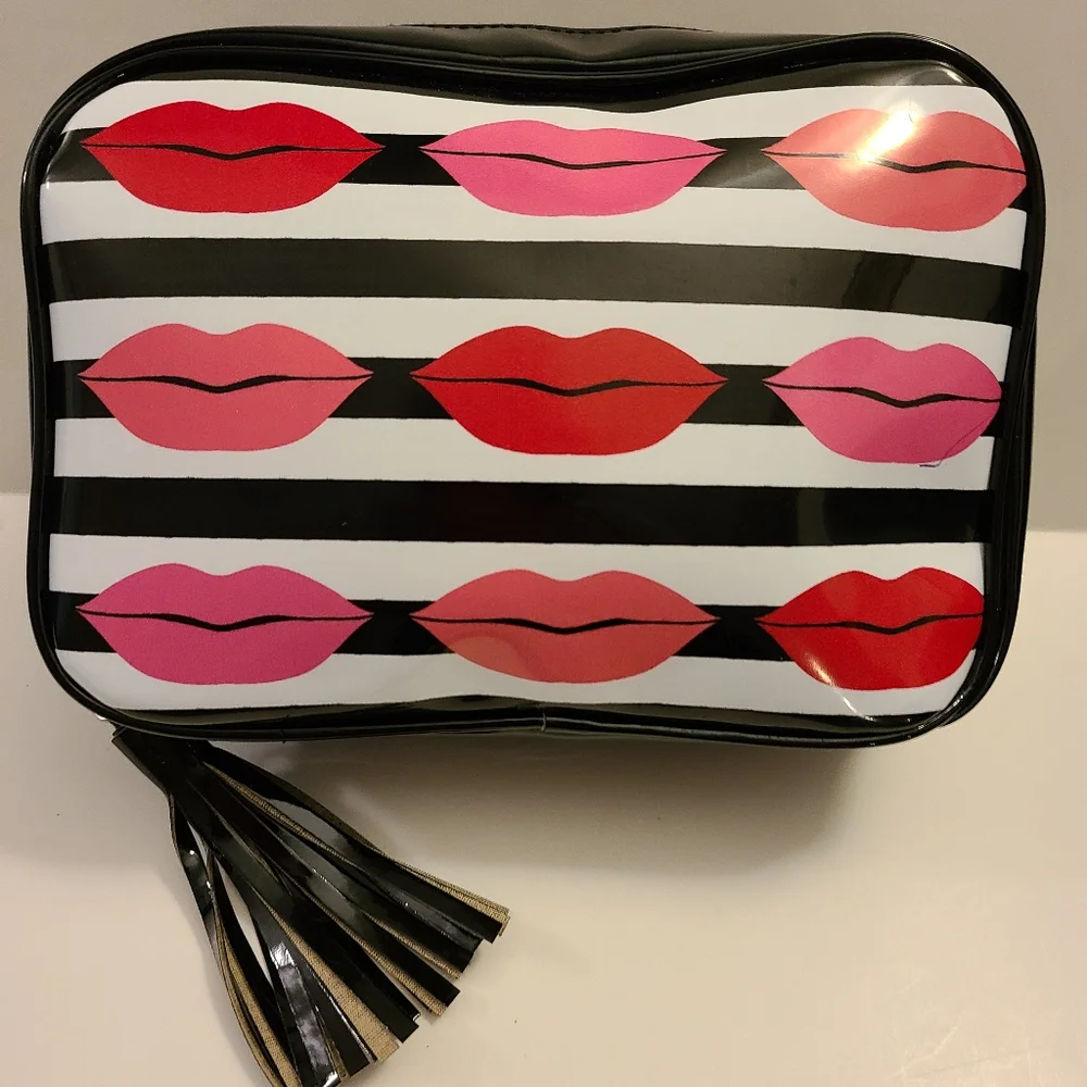 Macy's Bag+Red Door.33oz Elizabeth Arden